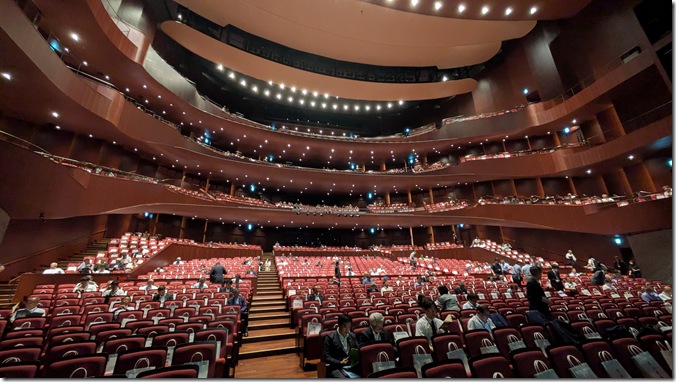 PXL_20250827_032212226