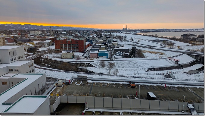 PXL_20251119_215106350[5]