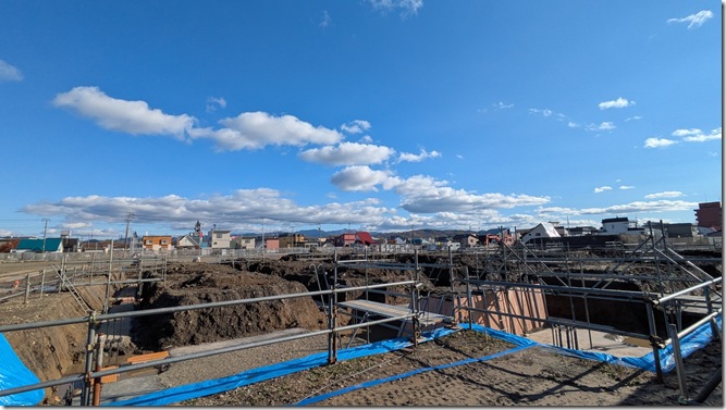 PXL_20251103_0417021811